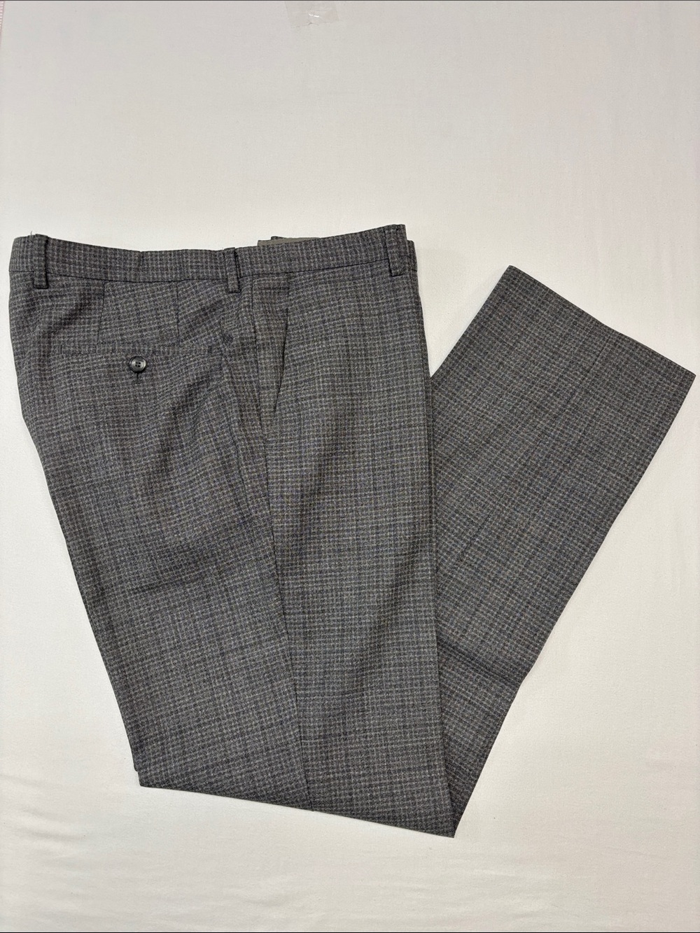 Hugo Boss Gray Plaid Dress Pants work Office business travel party trendy 245